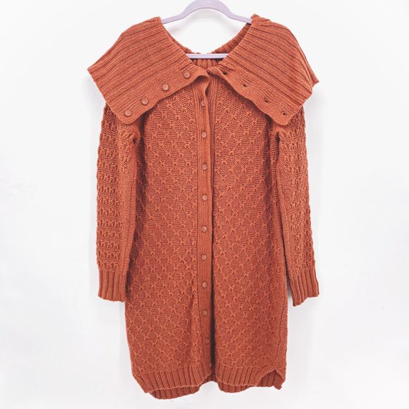 Sparrow Button Back Wool Blend Sweater Dress - Picture 4 of 11